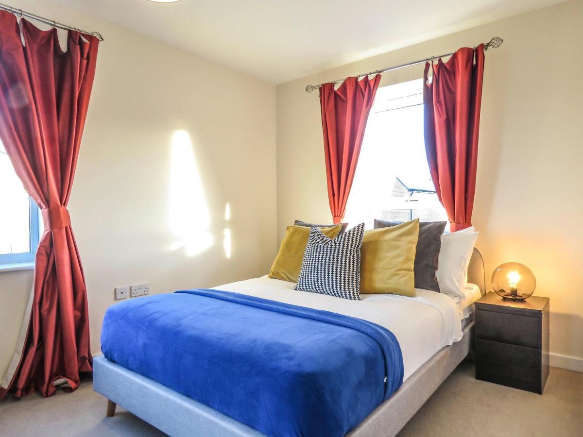 Tudors Esuites 4 Bedroom House Driveway & Garden Birmingham Zewnętrze zdjęcie