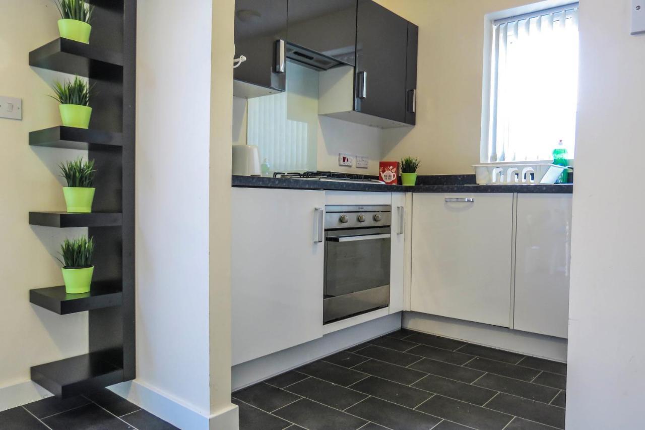 Tudors Esuites 4 Bedroom House Driveway & Garden Birmingham Zewnętrze zdjęcie